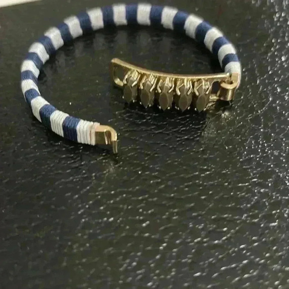 J crew vintage bracelet - Picture 4 of 6